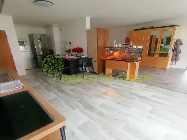 Pronájem bytu 3+kk, Soběslav, náměstí Republiky, 90 m2
