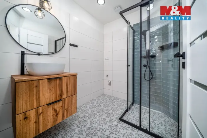 Prodej bytu 2+1, Praha - Dejvice, Kafkova, 43 m2