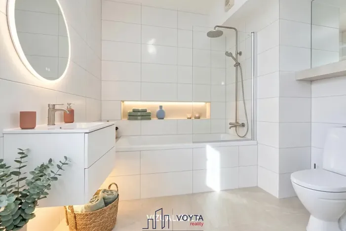 Prodej bytu 2+1, Karlovy Vary, Anglická, 48 m2