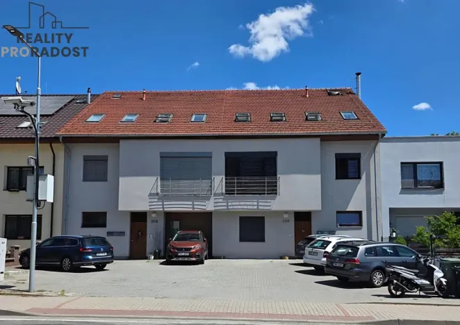 Prodej bytu 4+kk, Jinačovice, 113 m2