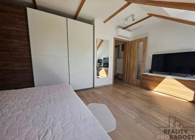 Prodej bytu 4+kk, Jinačovice, 113 m2