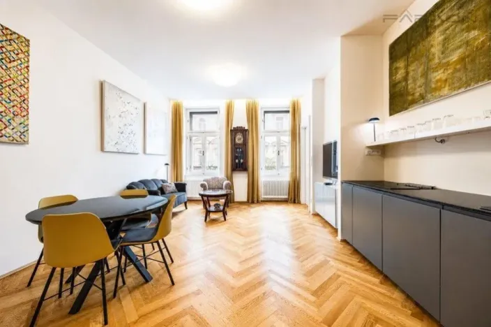 Prodej bytu 2+kk, Praha - Vinohrady, Italská, 62 m2