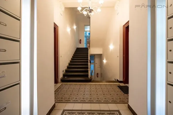 Prodej bytu 2+kk, Praha - Vinohrady, Italská, 62 m2