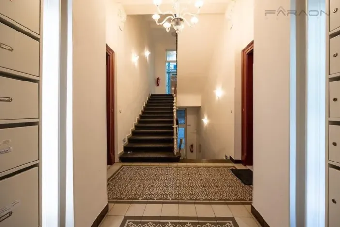 Prodej bytu 2+kk, Praha - Vinohrady, Italská, 62 m2