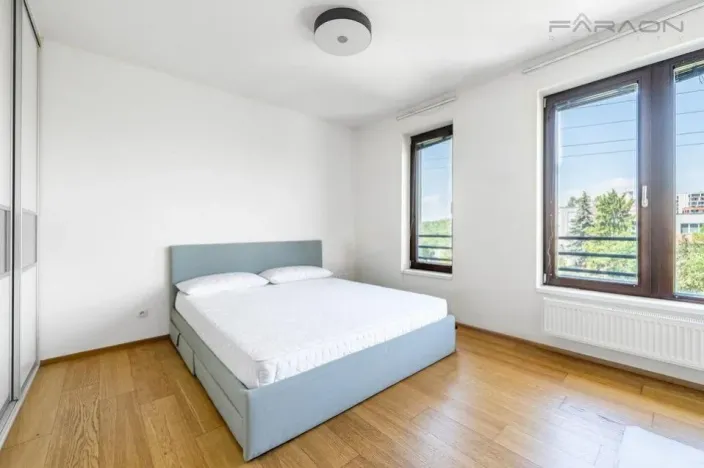 Pronájem bytu 3+kk, Praha - Hloubětín, Nademlejnská, 86 m2
