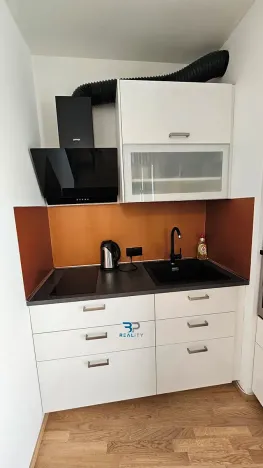 Pronájem bytu 1+kk, Praha - Hlubočepy, Novotného, 26 m2