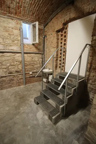 Pronájem výrobních prostor, Praha - Žižkov, Husitská, 57 m2