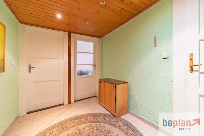 Pronájem bytu 2+1, Karlovy Vary, Moskevská, 60 m2