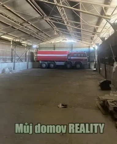 Pronájem výrobních prostor, Babice, 600 m2
