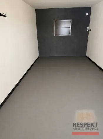 Pronájem garáže, Kladno - Rozdělov, 21 m2