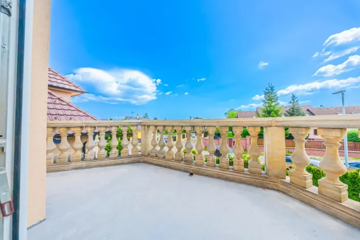 Prodej bytu 3+1, Buštěhrad, Topolová, 88 m2