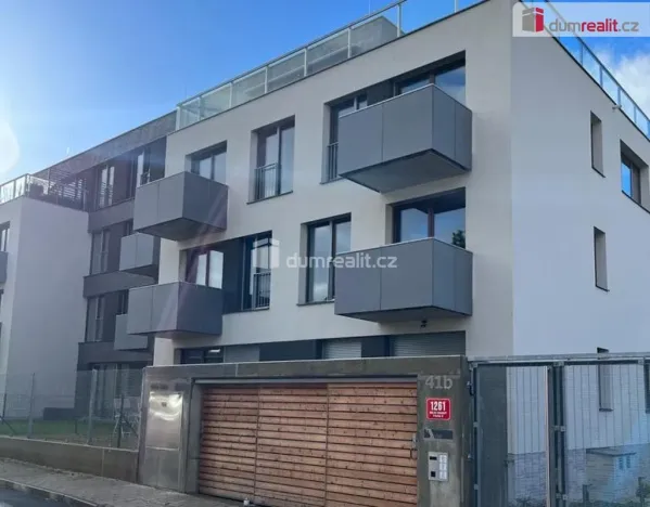Pronájem bytu 1+kk, Praha - Dolní Chabry, Ústecká, 37 m2