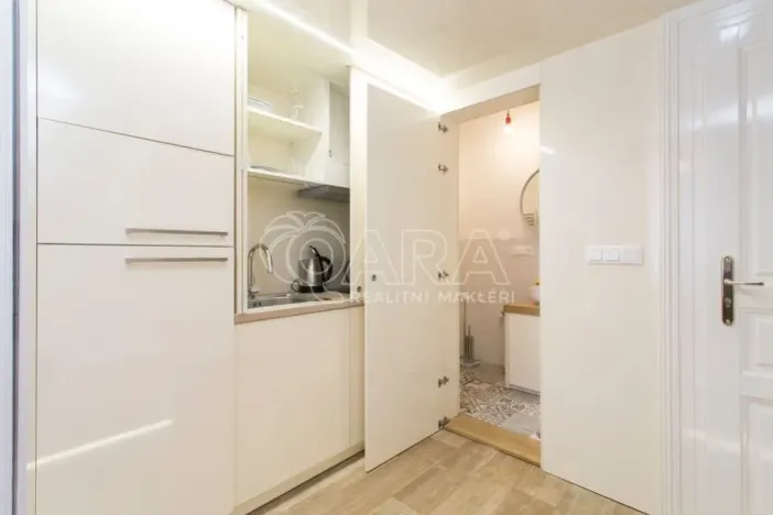 Pronájem bytu 2+kk, Praha - Nové Město, Na Poříčí, 40 m2
