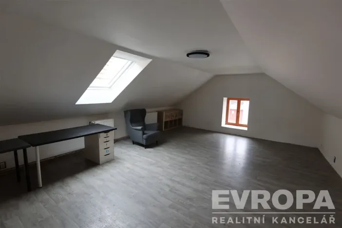 Pronájem rodinného domu, Kouřim, Nové Město, 160 m2