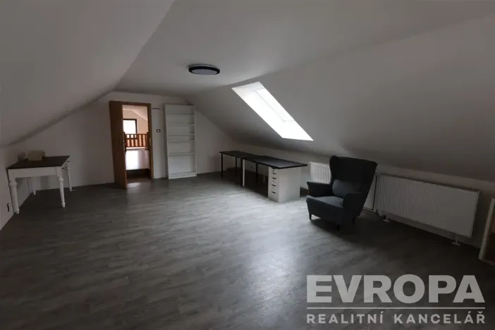 Pronájem rodinného domu, Kouřim, Nové Město, 160 m2