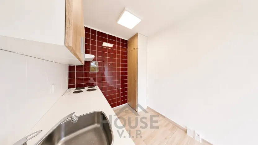 Prodej bytu 1+kk, Praha - Letňany, Ostravská, 35 m2