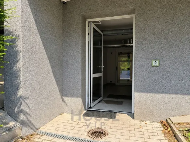 Prodej bytu 1+kk, Praha - Letňany, Ostravská, 35 m2