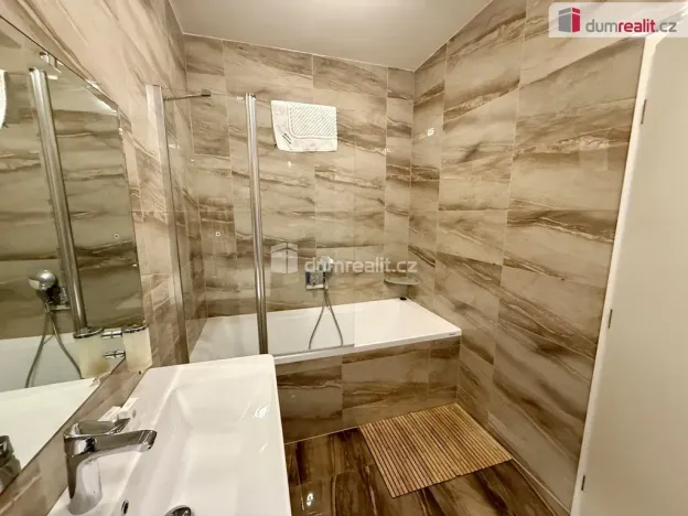 Pronájem bytu 2+kk, Mariánské Lázně, Ibsenova, 240 m2