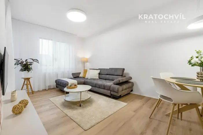 Prodej bytu 2+kk, Vestec, U Strouhy, 41 m2