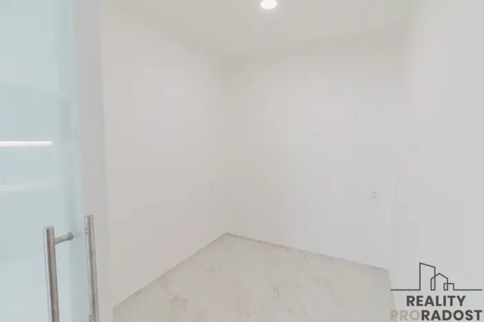 Pronájem bytu 2+kk, Zakřany, 60 m2