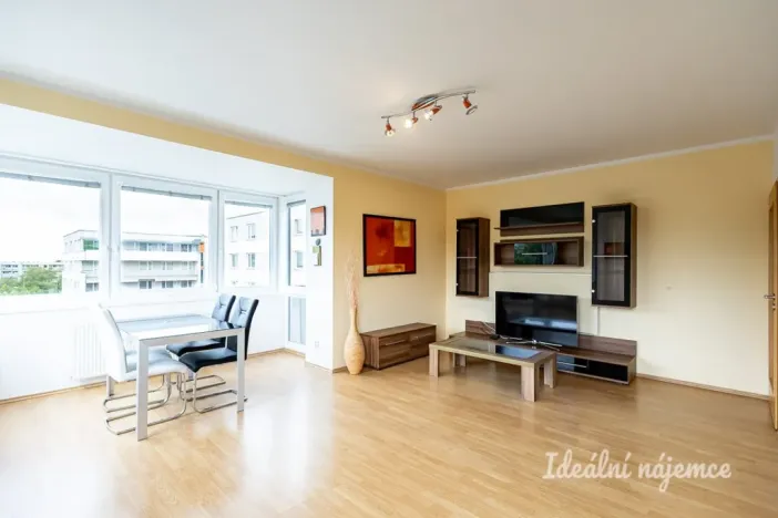 Pronájem bytu 2+kk, Praha - Háje, Jurkovičova, 69 m2