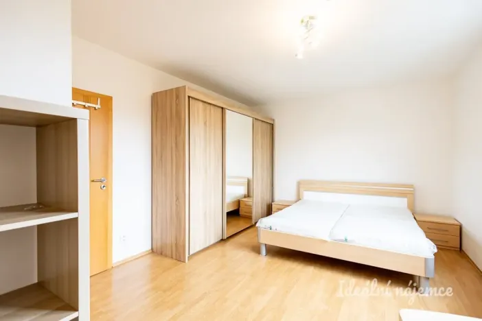 Pronájem bytu 2+kk, Praha - Háje, Jurkovičova, 69 m2
