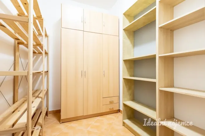 Pronájem bytu 2+kk, Praha - Háje, Jurkovičova, 69 m2