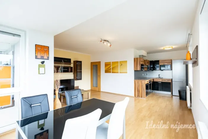 Pronájem bytu 2+kk, Praha - Háje, Jurkovičova, 69 m2