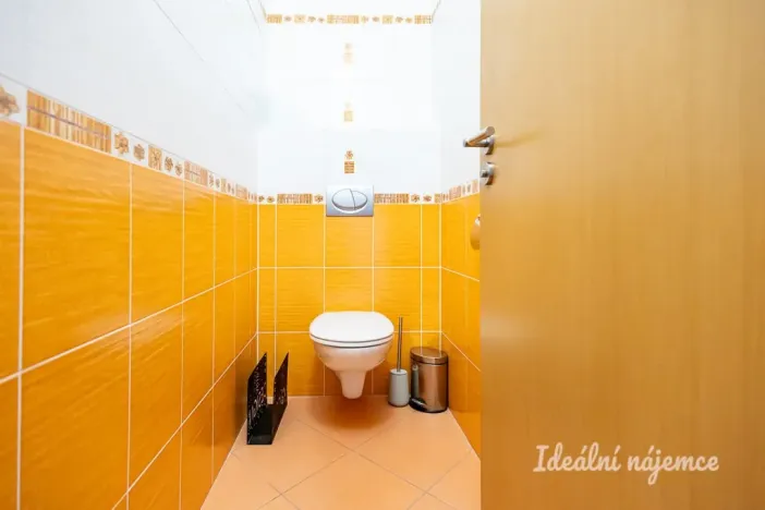Pronájem bytu 2+kk, Praha - Háje, Jurkovičova, 84 m2