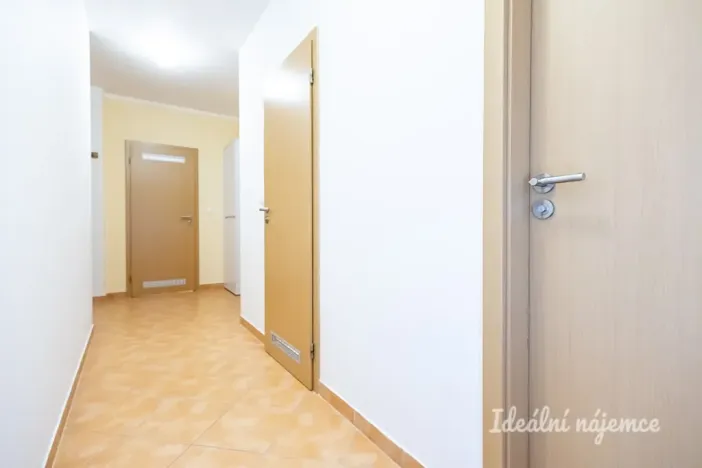 Pronájem bytu 2+kk, Praha - Háje, Jurkovičova, 84 m2