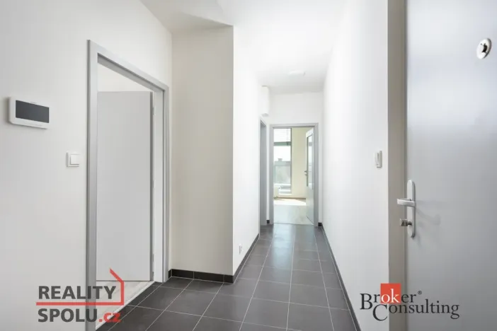 Pronájem bytu 2+kk, Plzeň - Jižní Předměstí, Stehlíkova, 62 m2