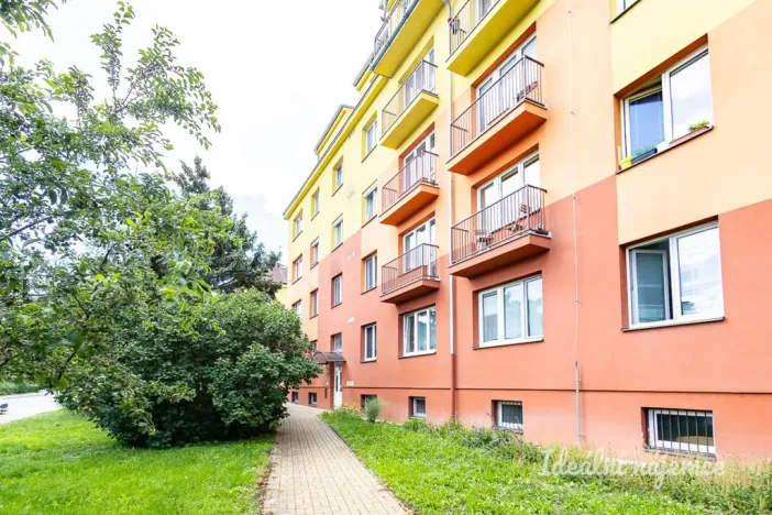Pronájem bytu 2+1, Praha - Záběhlice, Jabloňová, 51 m2