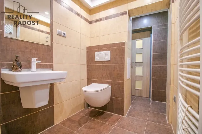 Prodej vícegeneračního domu, Teplice, Teplická, 275 m2