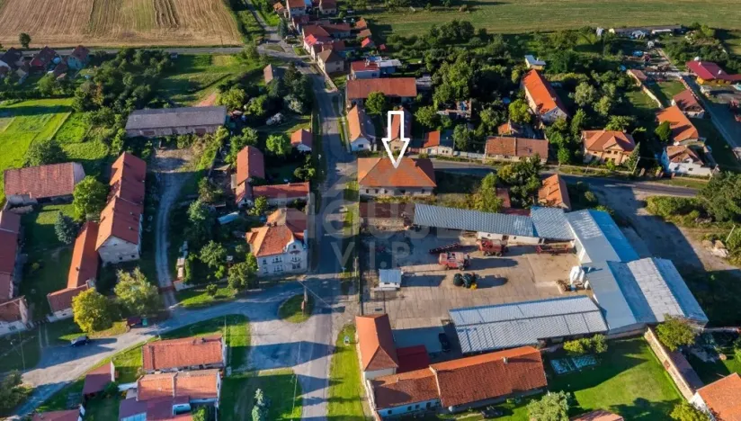 Prodej obchodního prostoru, Hořany, 452 m2