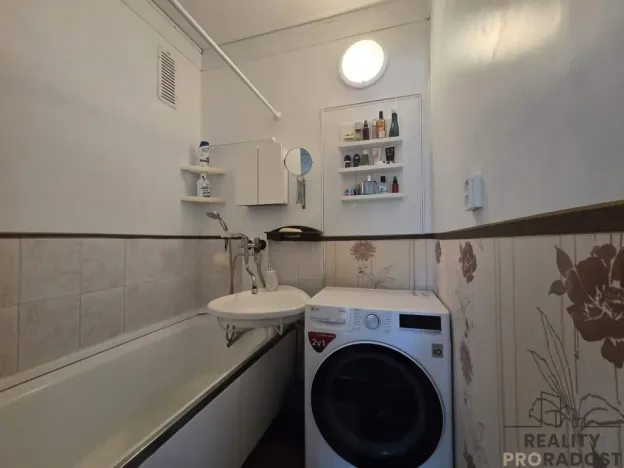 Prodej bytu 3+1, Kutná Hora, Jana Palacha, 62 m2