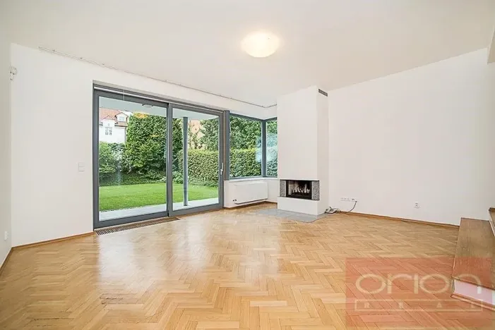 Pronájem rodinného domu, Praha - Nebušice, K vinicím, 230 m2