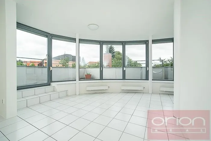 Pronájem rodinného domu, Praha - Nebušice, K vinicím, 230 m2