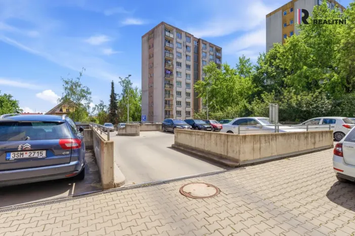 Prodej bytu 3+1, Benešov, Bezručova, 57 m2