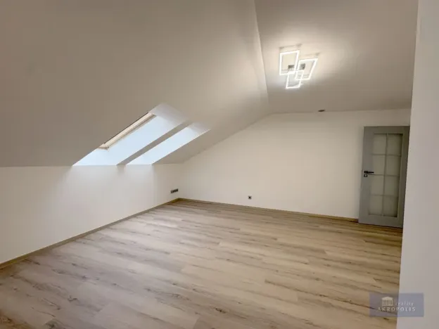 Pronájem bytu 2+kk, Praha - Libeň, Kotlaska, 58 m2