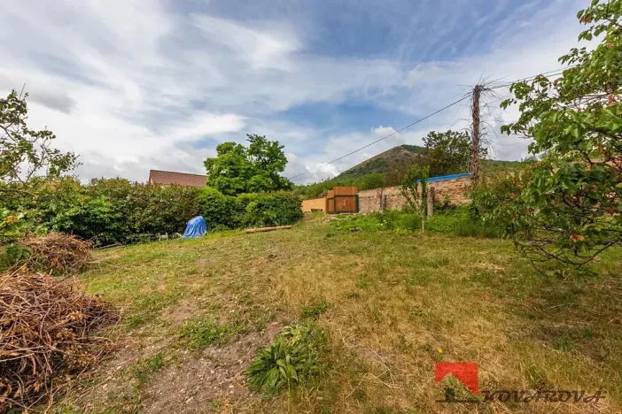 Prodej pozemku pro bydlení, Žalhostice, 2627 m2