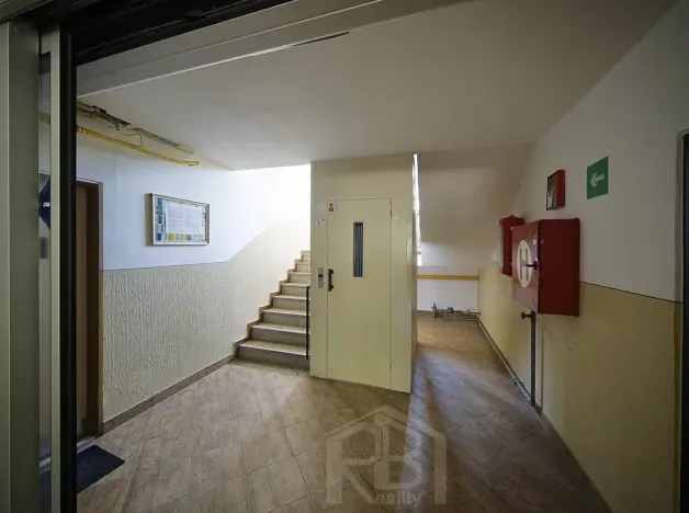 Prodej bytu 2+1, Jindřichův Hradec, sídliště Vajgar, 61 m2