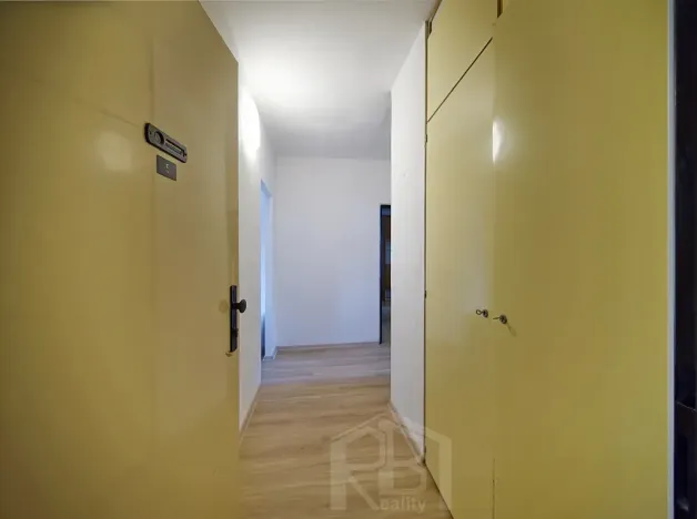 Prodej bytu 2+1, Jindřichův Hradec, sídliště Vajgar, 61 m2