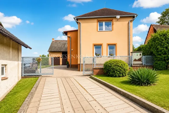 Prodej zemědělské usedlosti, Třebnouševes, 400 m2