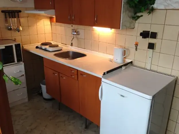 Pronájem bytu 2+kk, Praha - Kamýk, Zdislavická, 37 m2