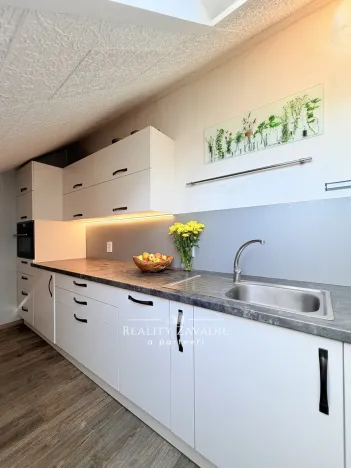 Prodej rodinného domu, Pardubice - Zelené Předměstí, Konečná, 180 m2