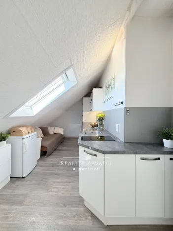 Prodej rodinného domu, Pardubice - Zelené Předměstí, Konečná, 180 m2