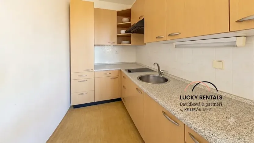 Pronájem bytu 1+kk, Praha - Stodůlky, Kodymova, 35 m2
