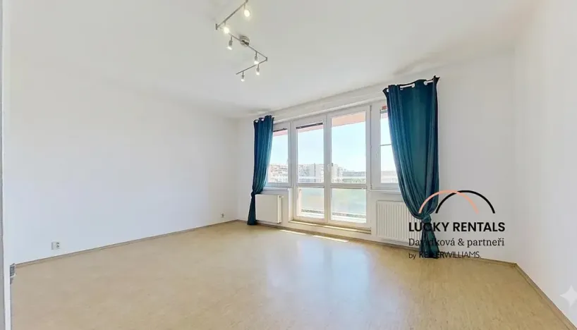 Pronájem bytu 1+kk, Praha - Stodůlky, Kodymova, 35 m2
