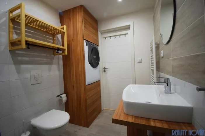 Pronájem bytu 2+kk, Praha - Lochkov, U sladovny, 63 m2