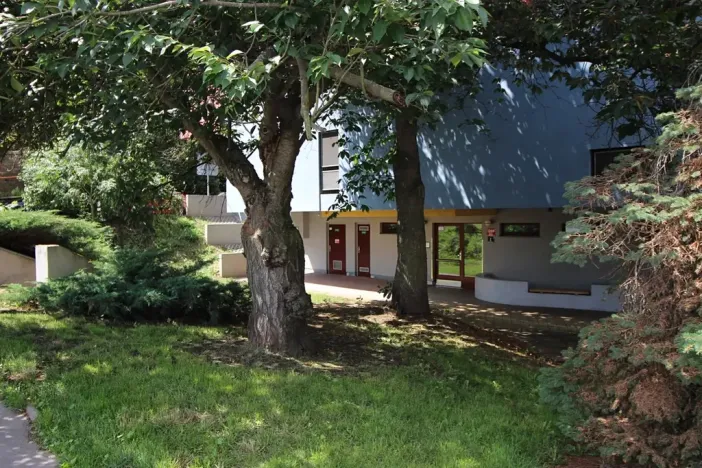 Pronájem bytu 1+kk, Praha - Košíře, Pod Klamovkou, 44 m2